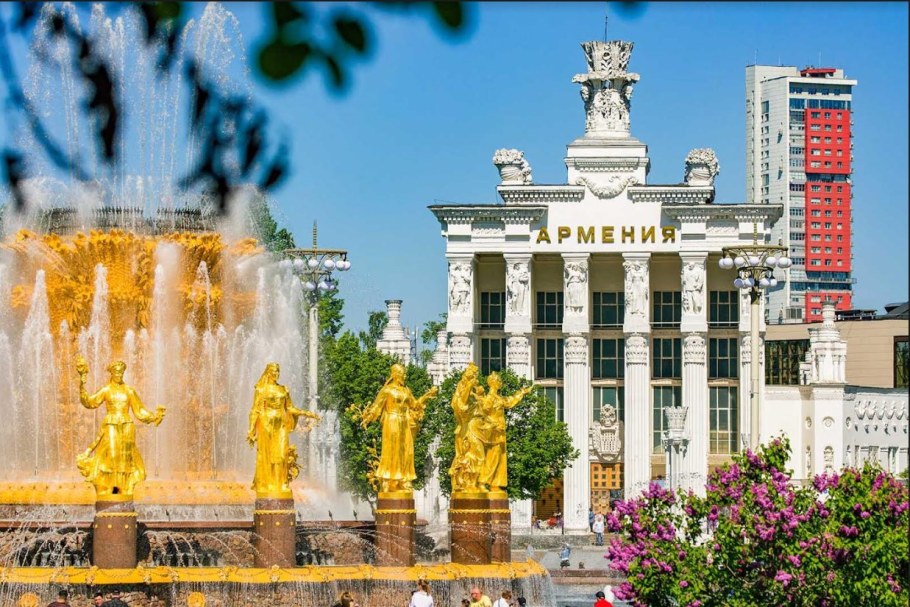 Павильон 68 Армения фонтан