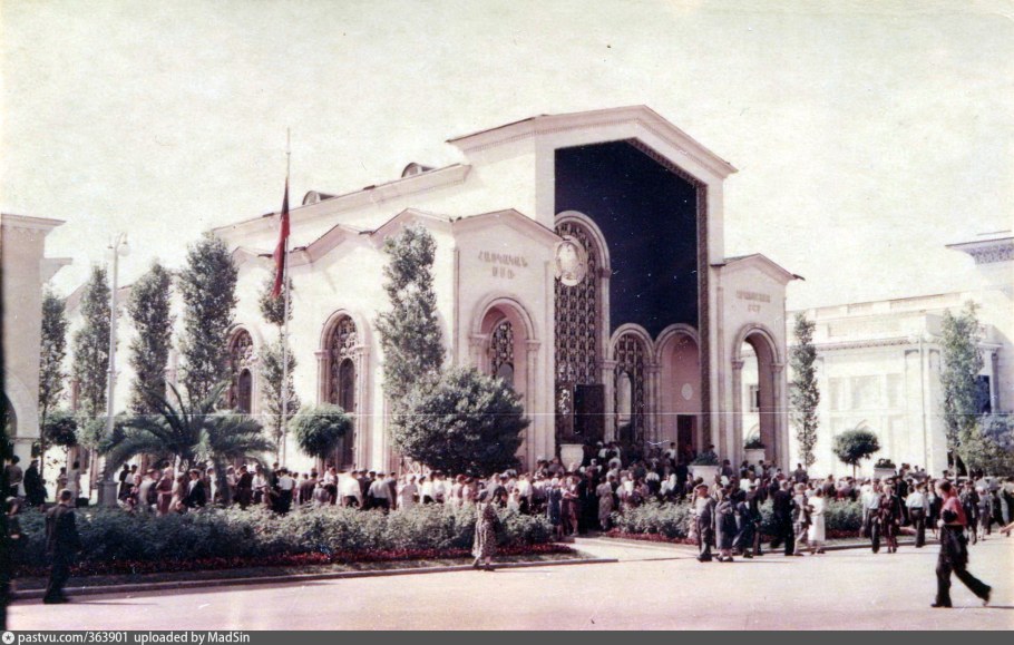 Павильон Армения на ВСХВ