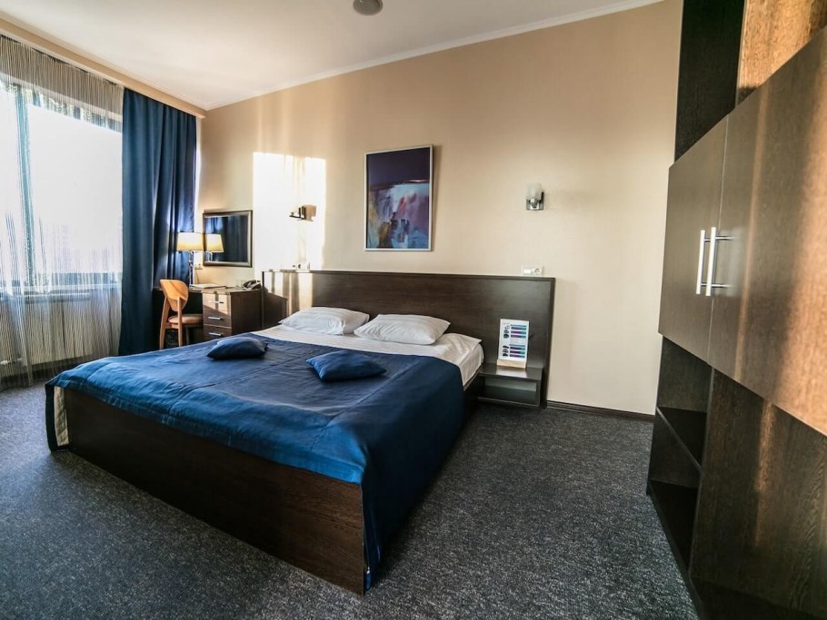 Гостиница topos Ростов