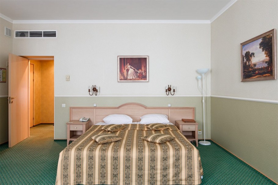 Гостиница Эрмитаж Ростов