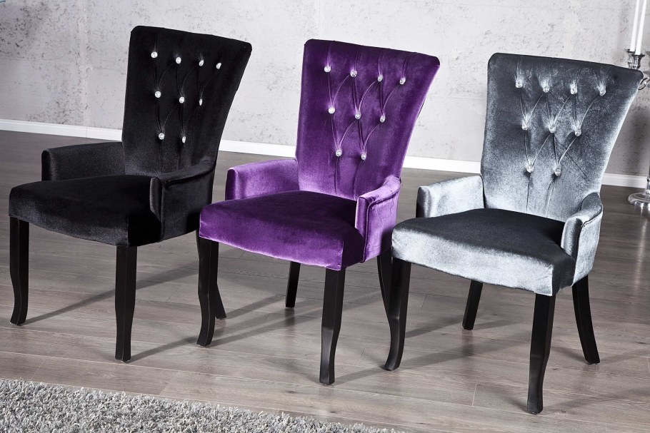Стул обитый бархатом
