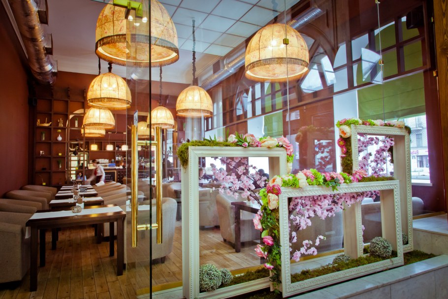 Ресторан абажур Санкт-Петербург гостиница Октябрьская