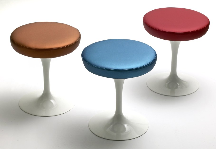 Табуретка на одной ножке