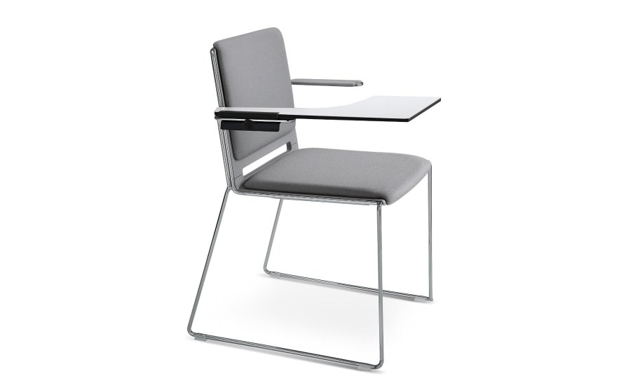 Стул со столиком для конференций