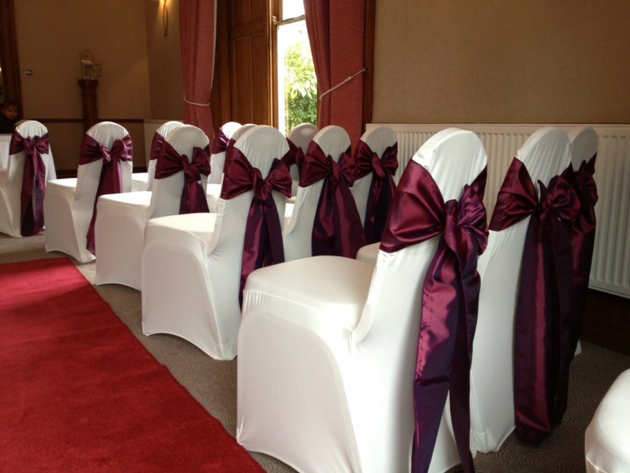 Чехлы на банкетные стулья