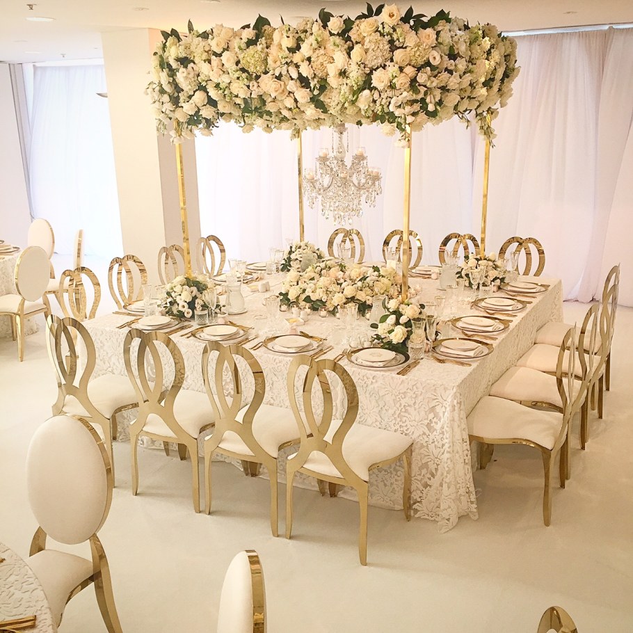 Столы и стулья для банкетного зала