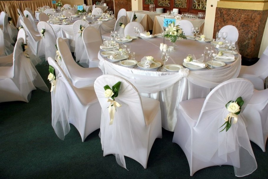 Украшение свадебного зала
