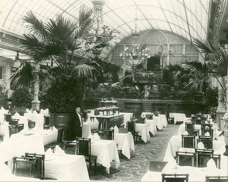 Ресторан медведь Санкт-Петербург