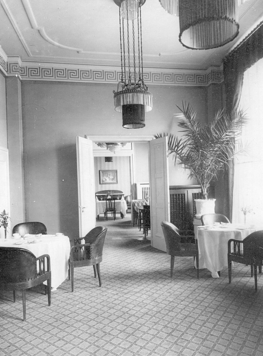 Гостиница Астория 19 век