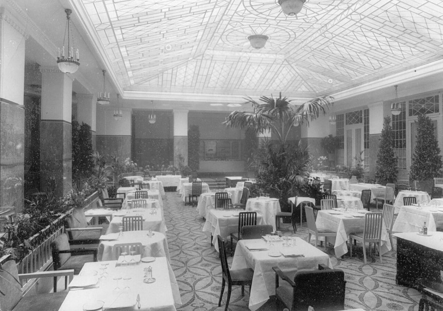 Гостиница Астория 19 век