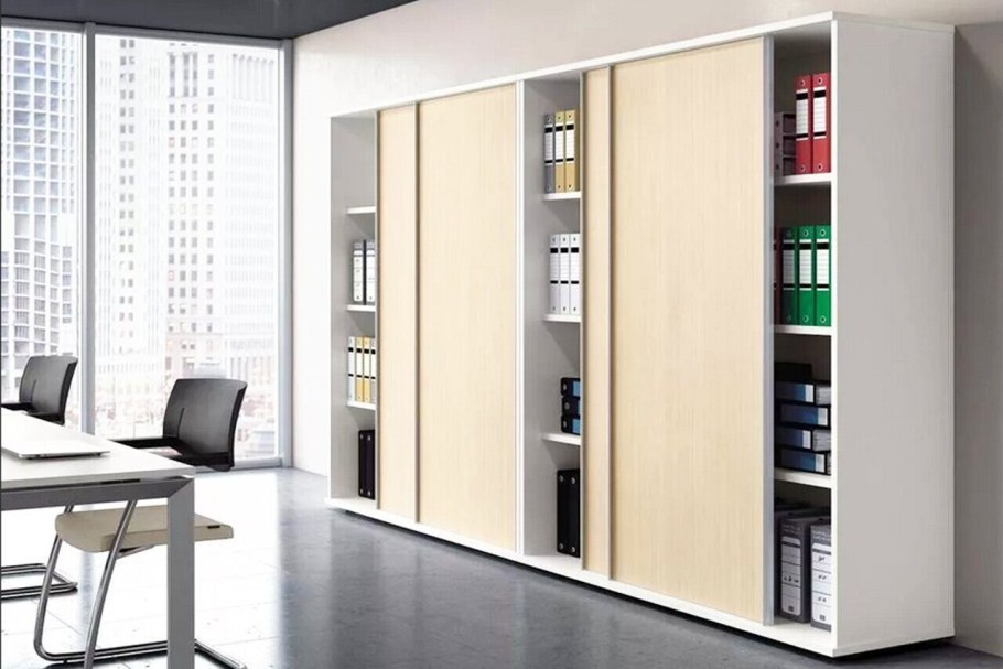 Стильный офисный шкаф