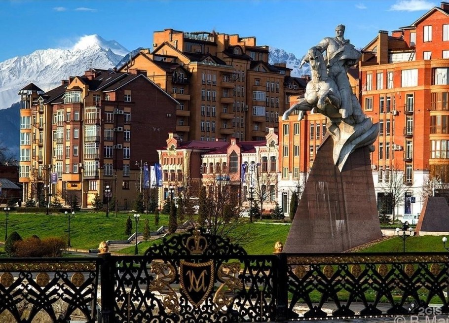 Площадь Плиева Владикавказ