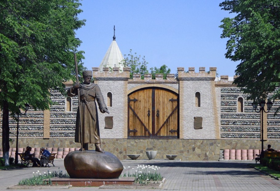 Площадь Штыба Владикавказ достопримечательности