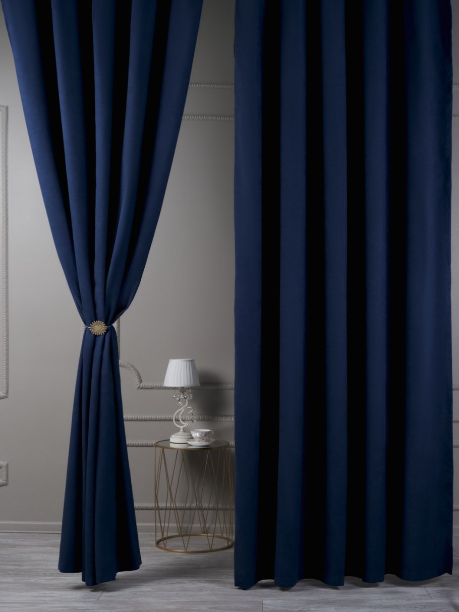 Темно синие шторы