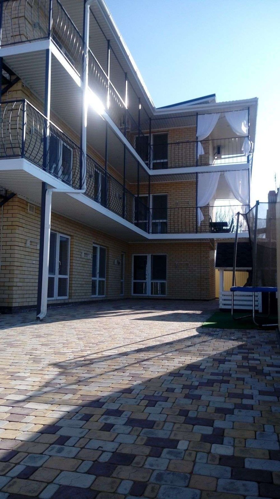 Мини отель Вояж Ейск