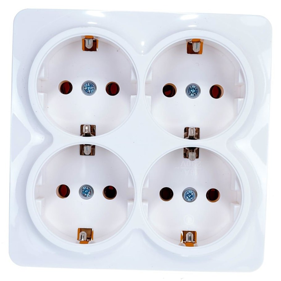 Розетка четырехместная квадратная серия "ionich" 1449