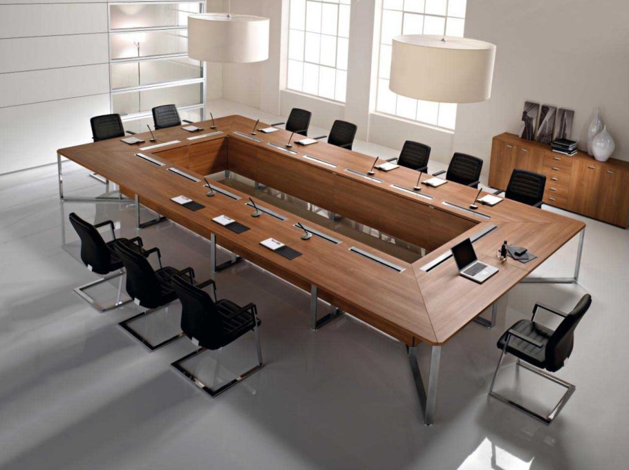 Офисная мебель стол переговоров 1870х7870 Rafael