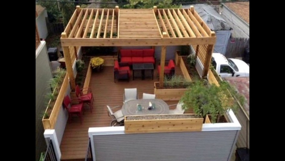 Беседка с эксплуатируемой кровлей