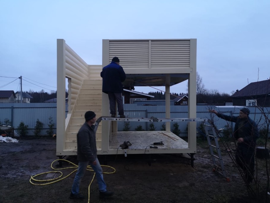 Двухъярусная беседка