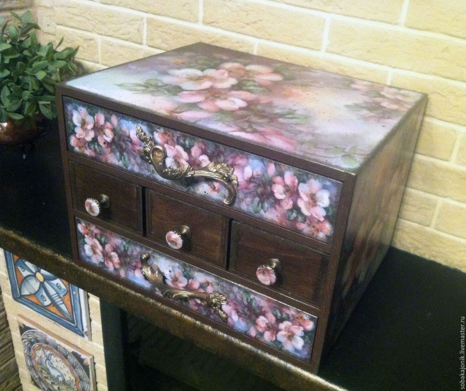 Комод акварель за 10000