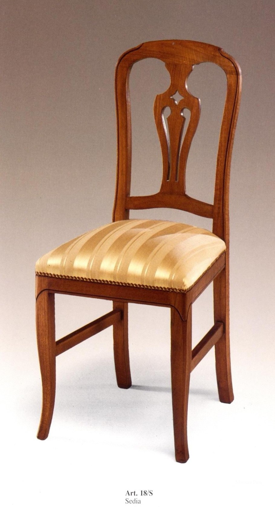 Стул дерево