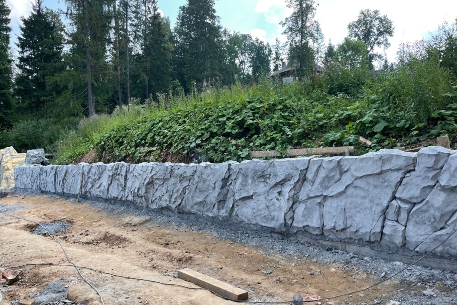 Подпорная стена газон