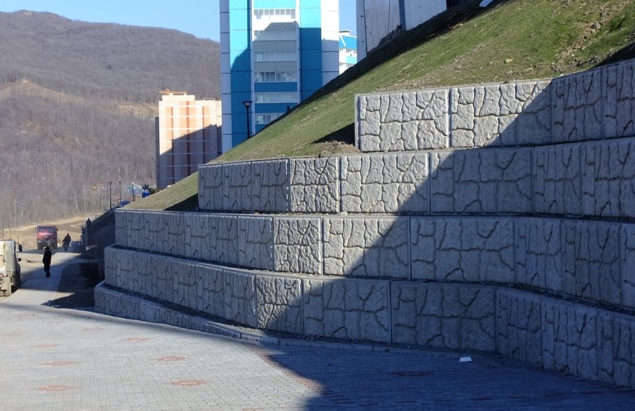 Парк бетонные подпорные стены