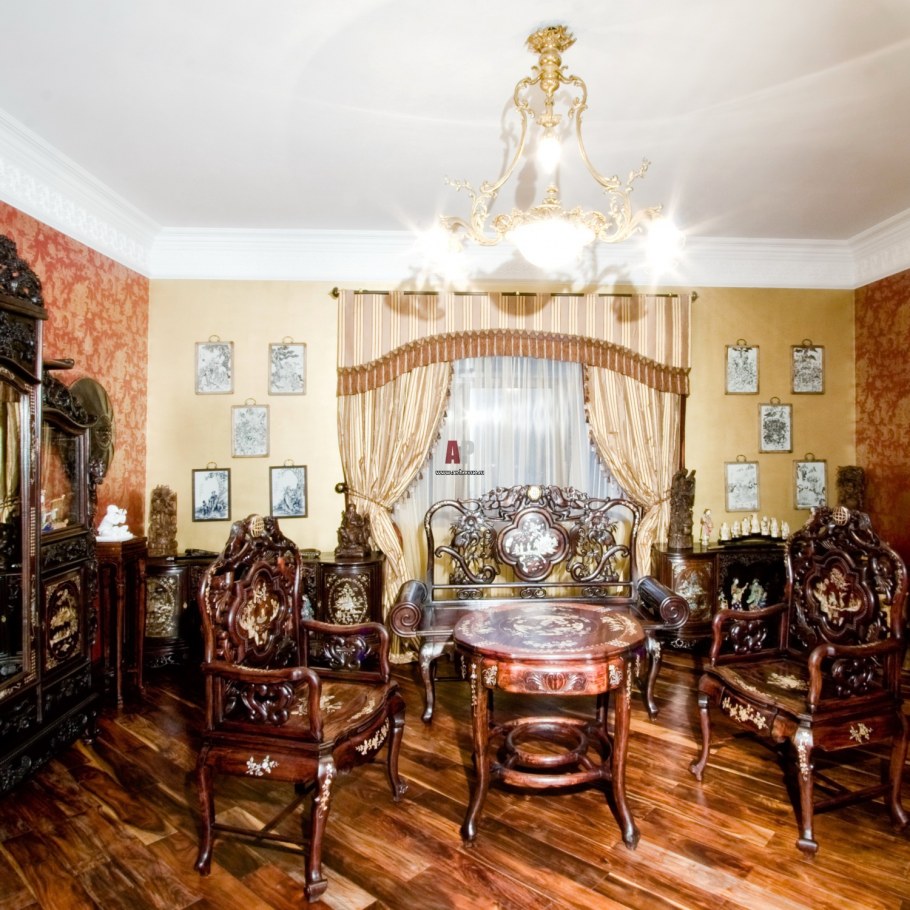 Антиквариантный интерьер квартиры