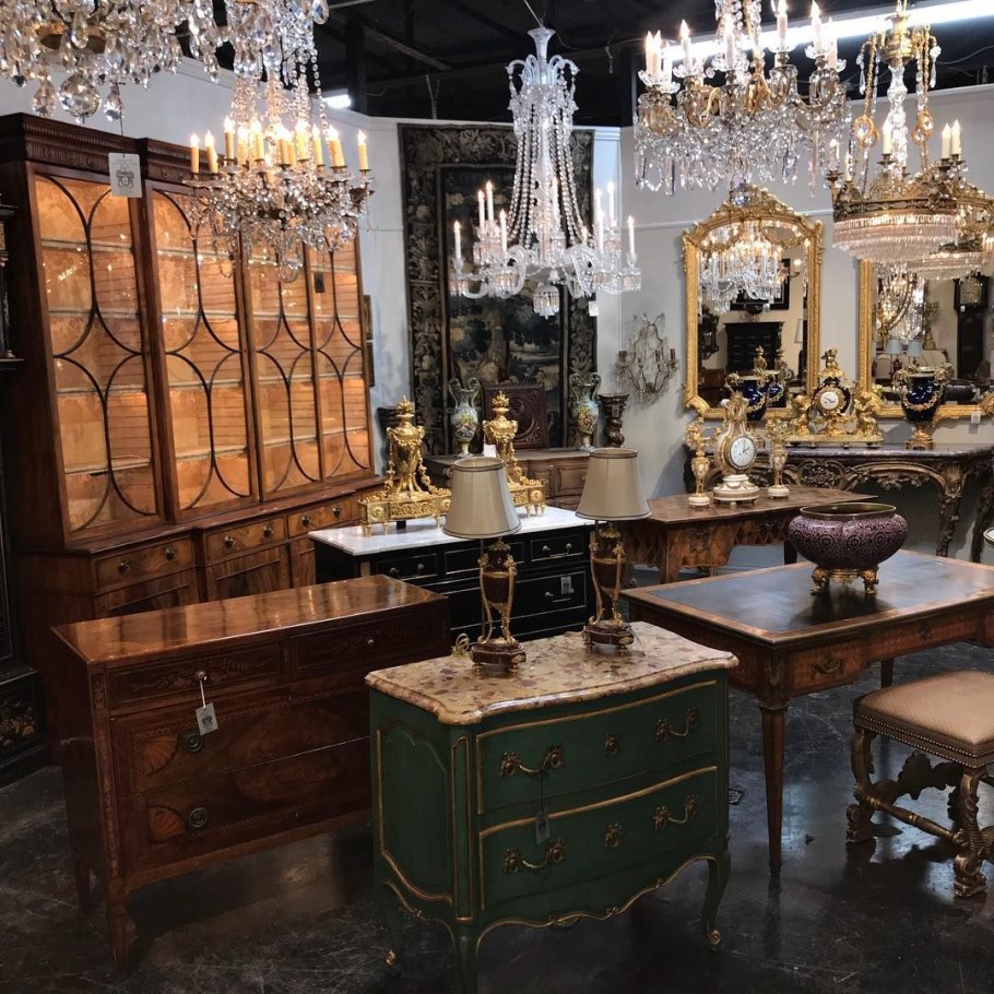 Интерьеры с антиквариатом