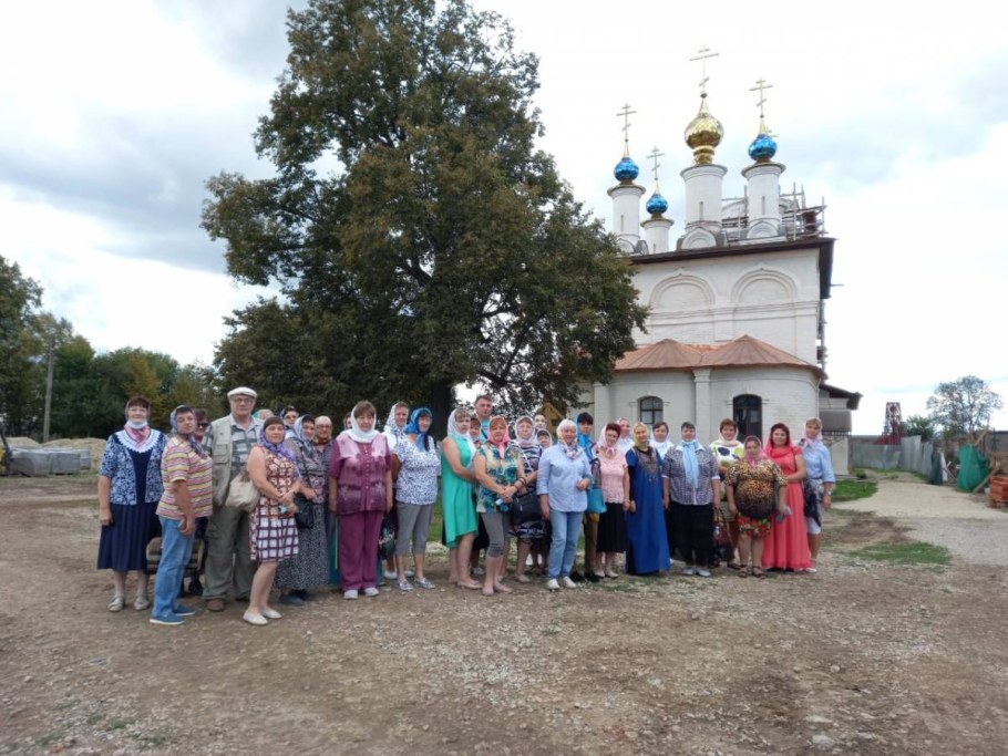 Дом у монастыря