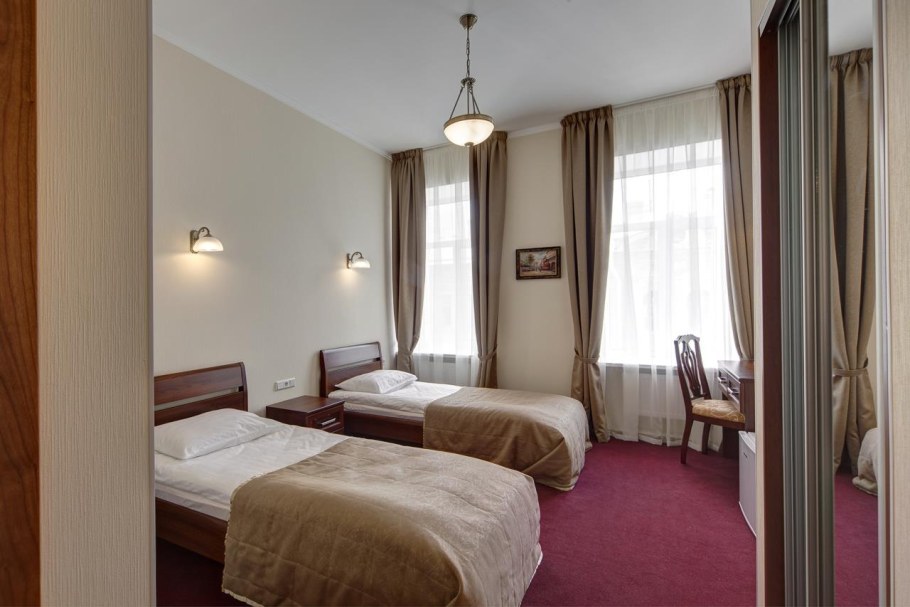 Гостиница на Невском проспекте в Санкт-Петербурге