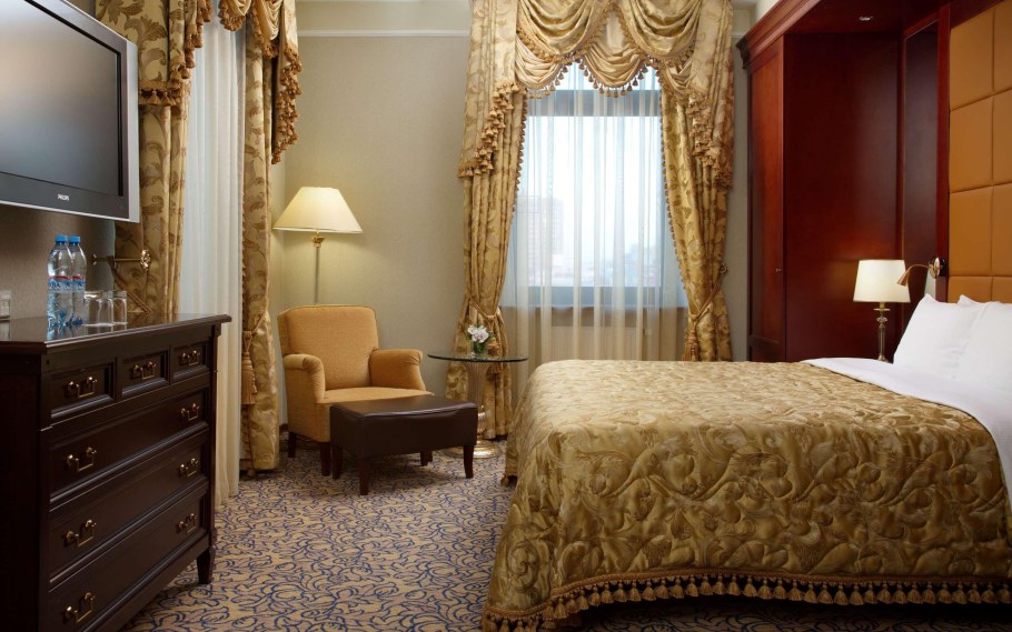 Гости Хилтон Ленинградская