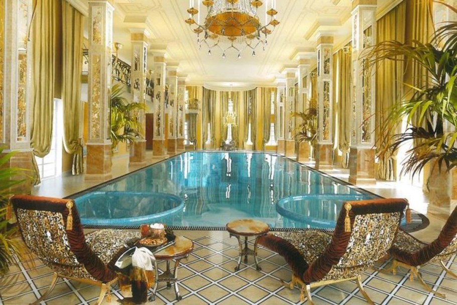 Манасир Зияд дворец