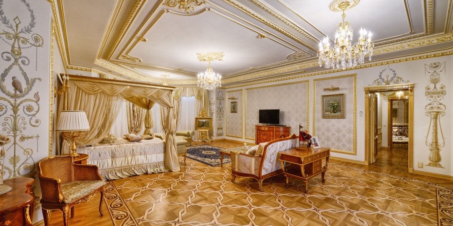 Дворец на Рублевке за 100 миллионов долларов