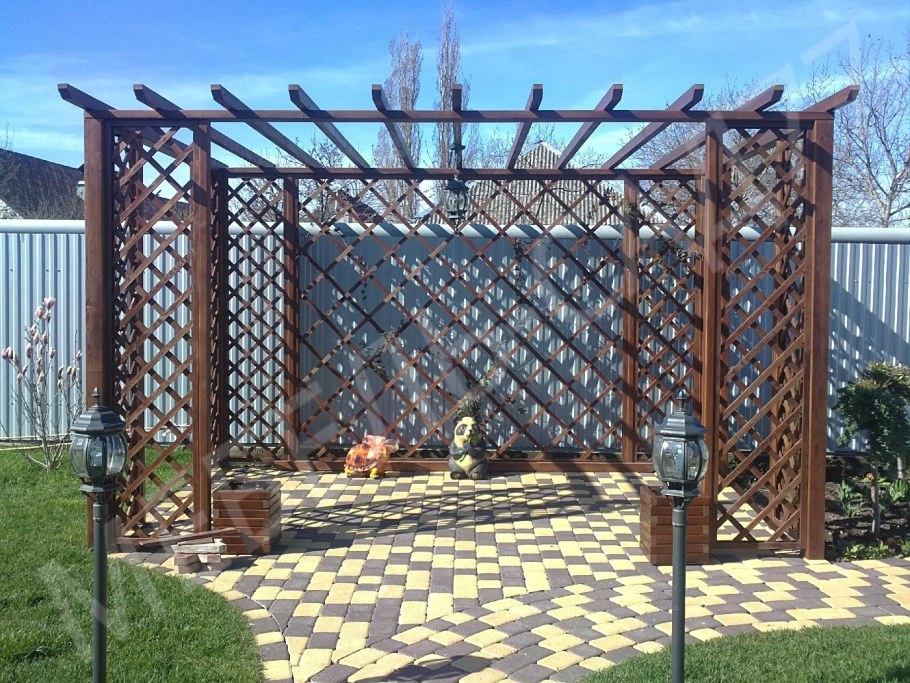 Шпалера пергола для винограда