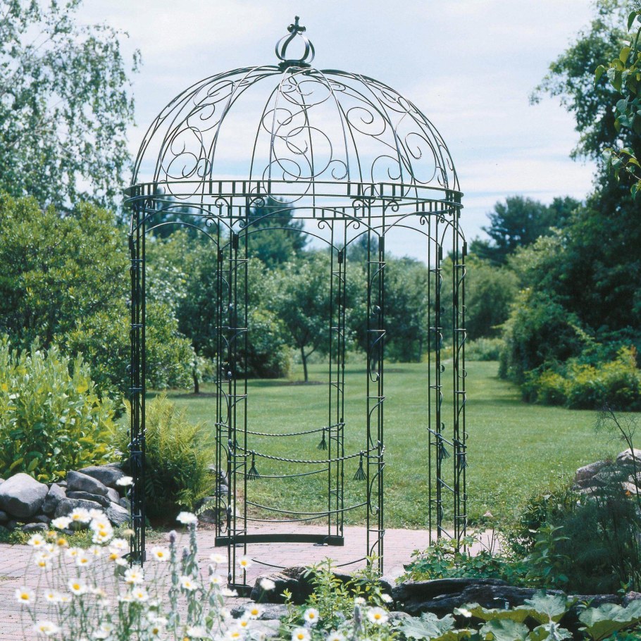 Кованые ротонды и беседки