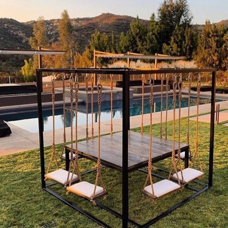 Беседка из металла в стиле лофт