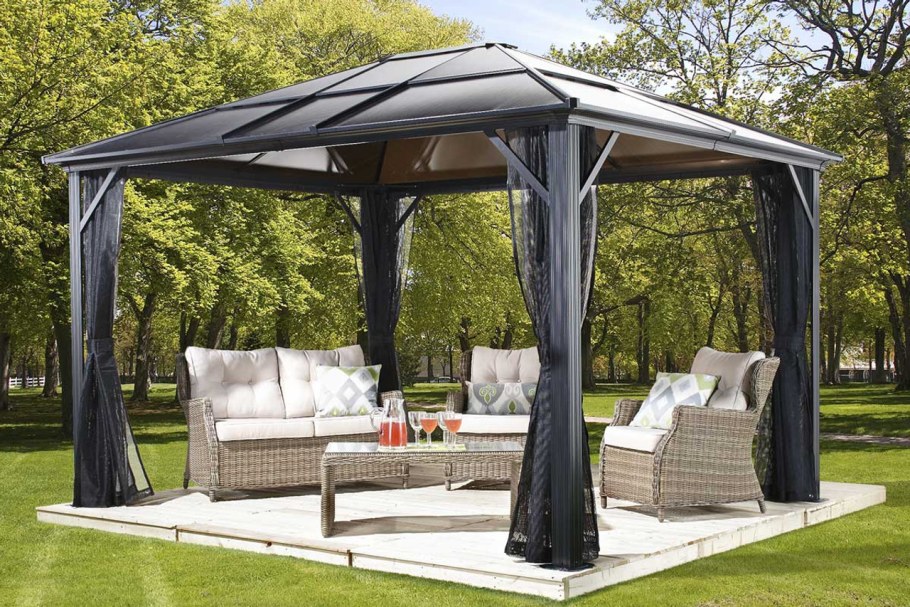 Беседка газебо современная