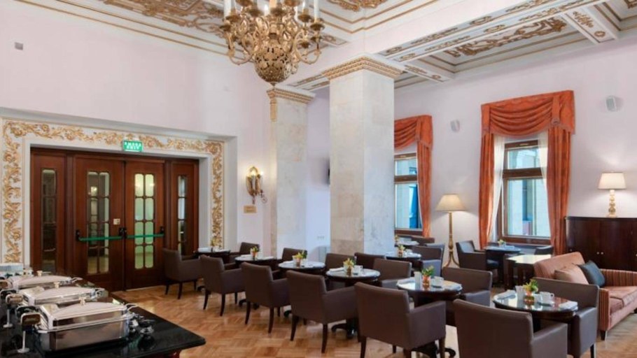 Представительская гостиная Хилтон Ленинградская