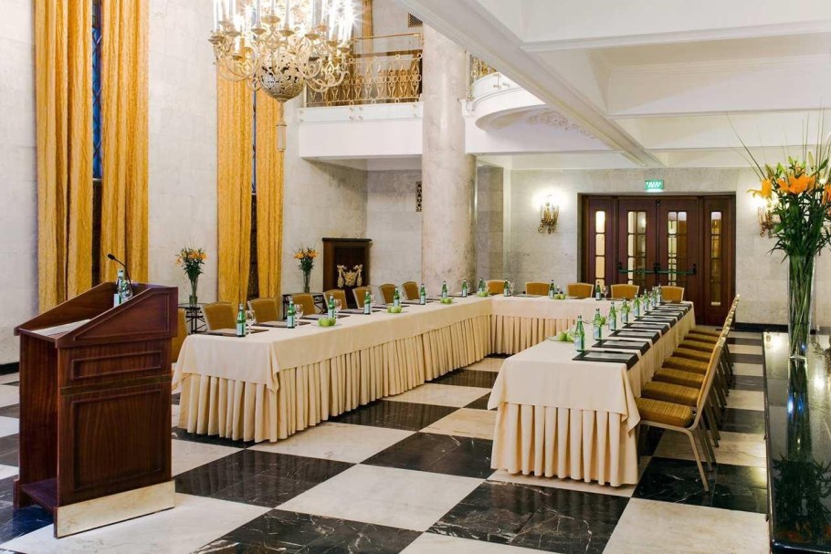 Отель Хилтон Москва Ленинградская конференц залы