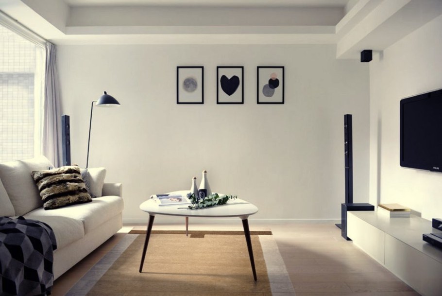 Гостиная с белыми стенами