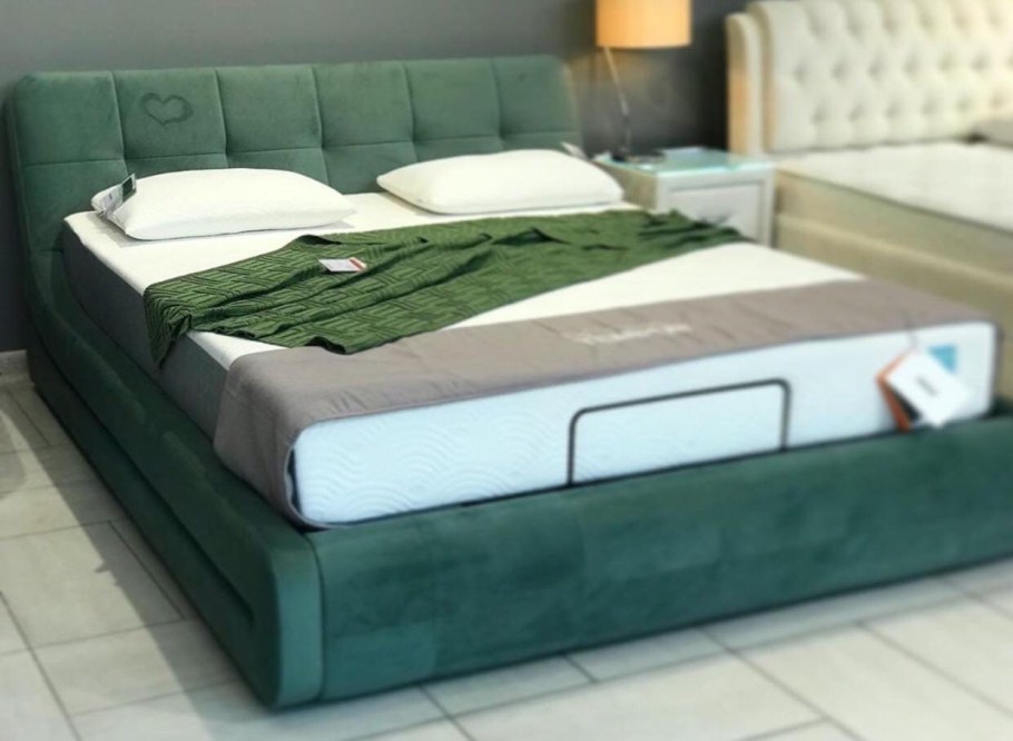 Хиты кровати