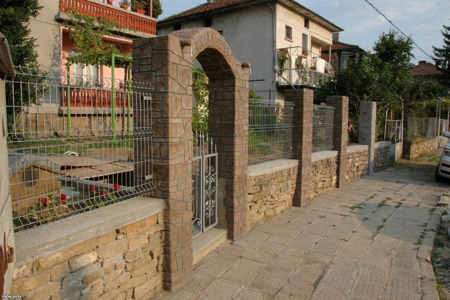 Забор из арт бетона