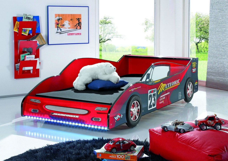 Выезжающая кровать Германия