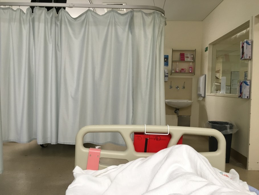 Комната в больнице реалистичная