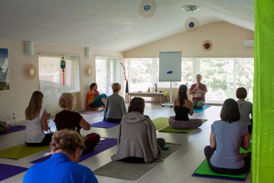 Ретритный центр мира