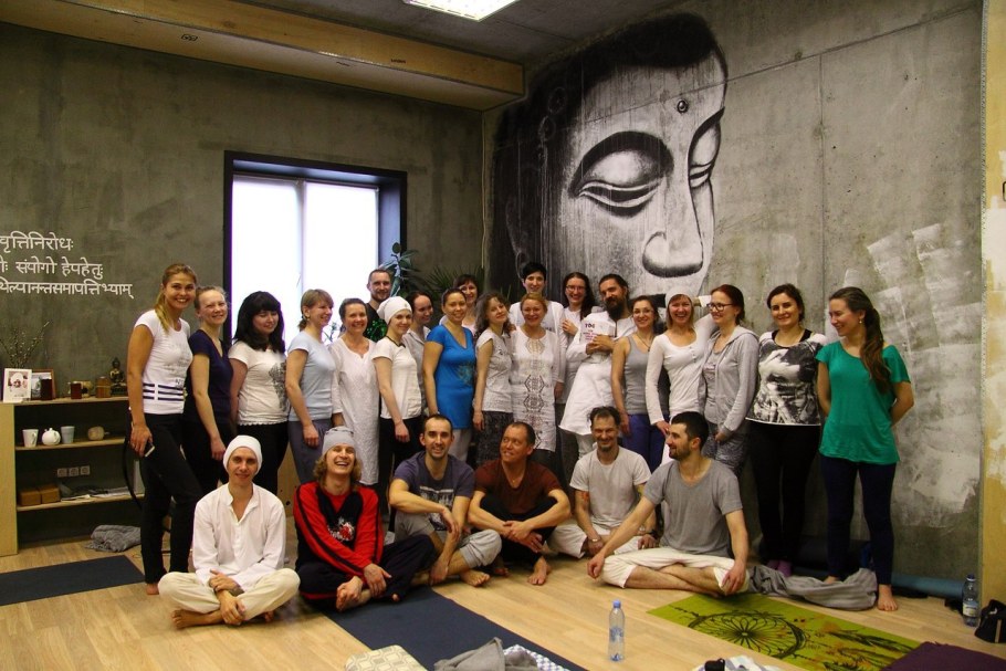 Белые облака ретрит центр в Москве