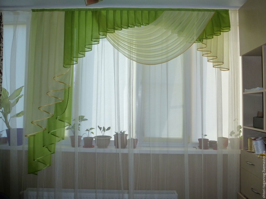 Ламбрекен на кухню