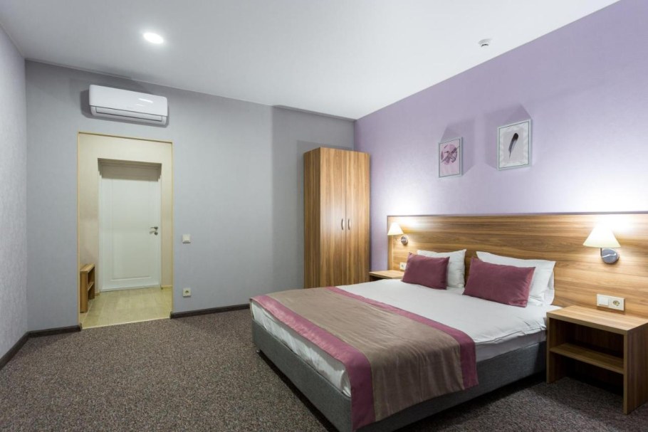 Отель тысяча холмов