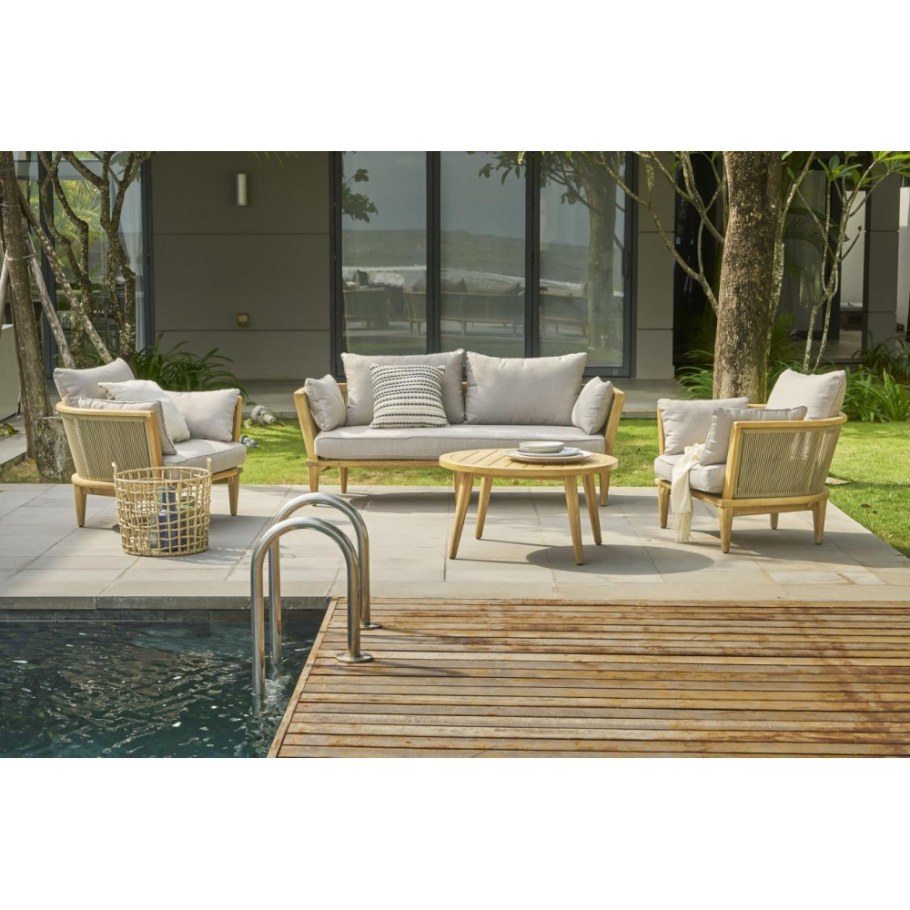 Садовая мебель из акации